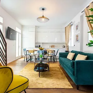 Apartment Cmg Notre-dame De Lorette/ Cadet, Paris