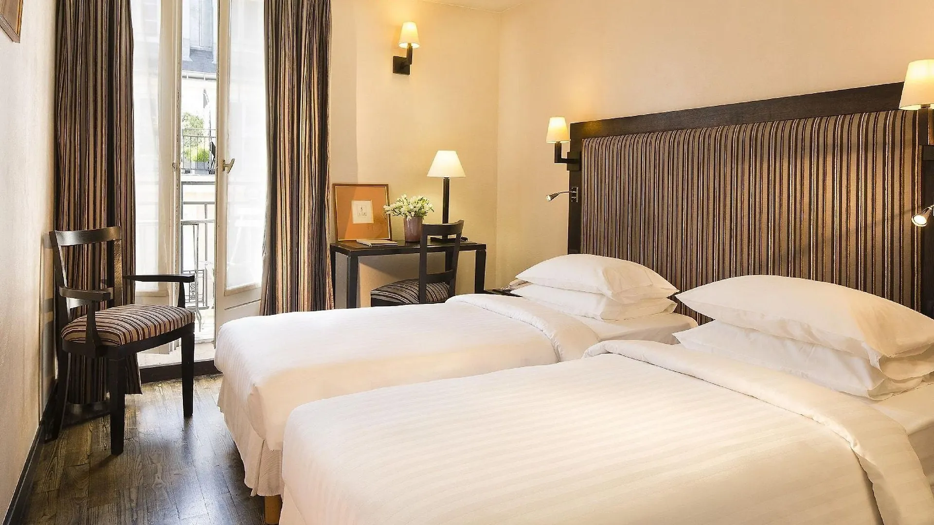 *** Hotel Europe Saint Severin-Paris Notre Dame France